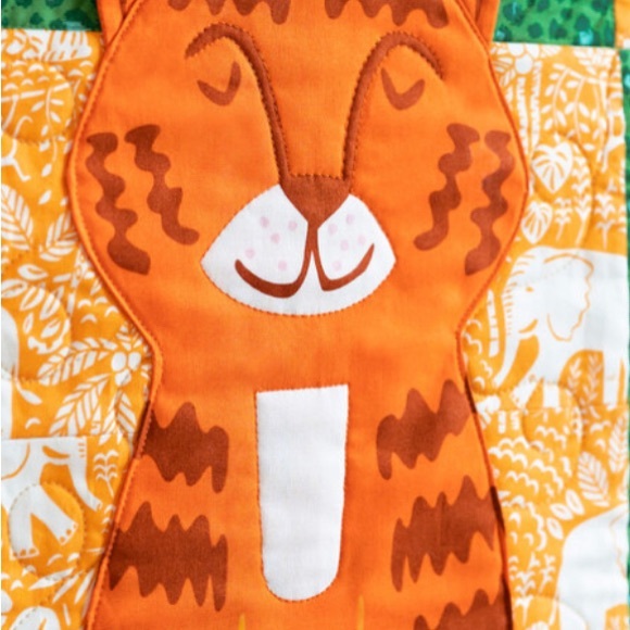 Jungle Paradise Quilt Kit designed by Stacy Hsu for Moda Fabrics - Picture 3 of 4